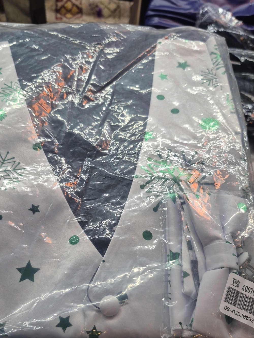 White and Green Holiday Vest and Bow Tie Set with Green Snowflake Print 3XL